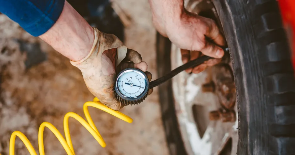 Tyre Nitrogen Gas Filling Service UAE TyresCart