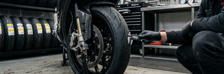 How to Choose the Right Motorcycle Tyre Size for Safety, Performance & Perfect Fit