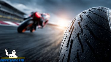 Michelin Motorcycle Tyres Explained: Street to Track Performance