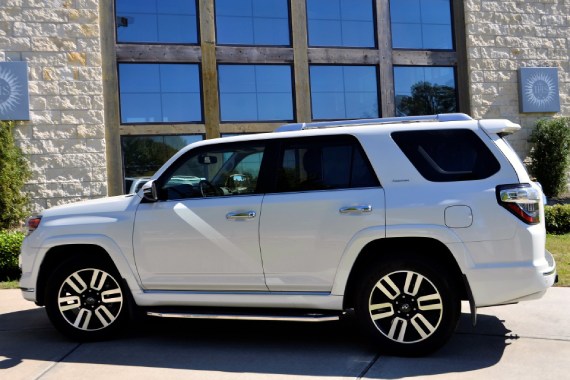 On the Right Track: Your Guide to the 5 Best Mid-Range SUV Tyre Model