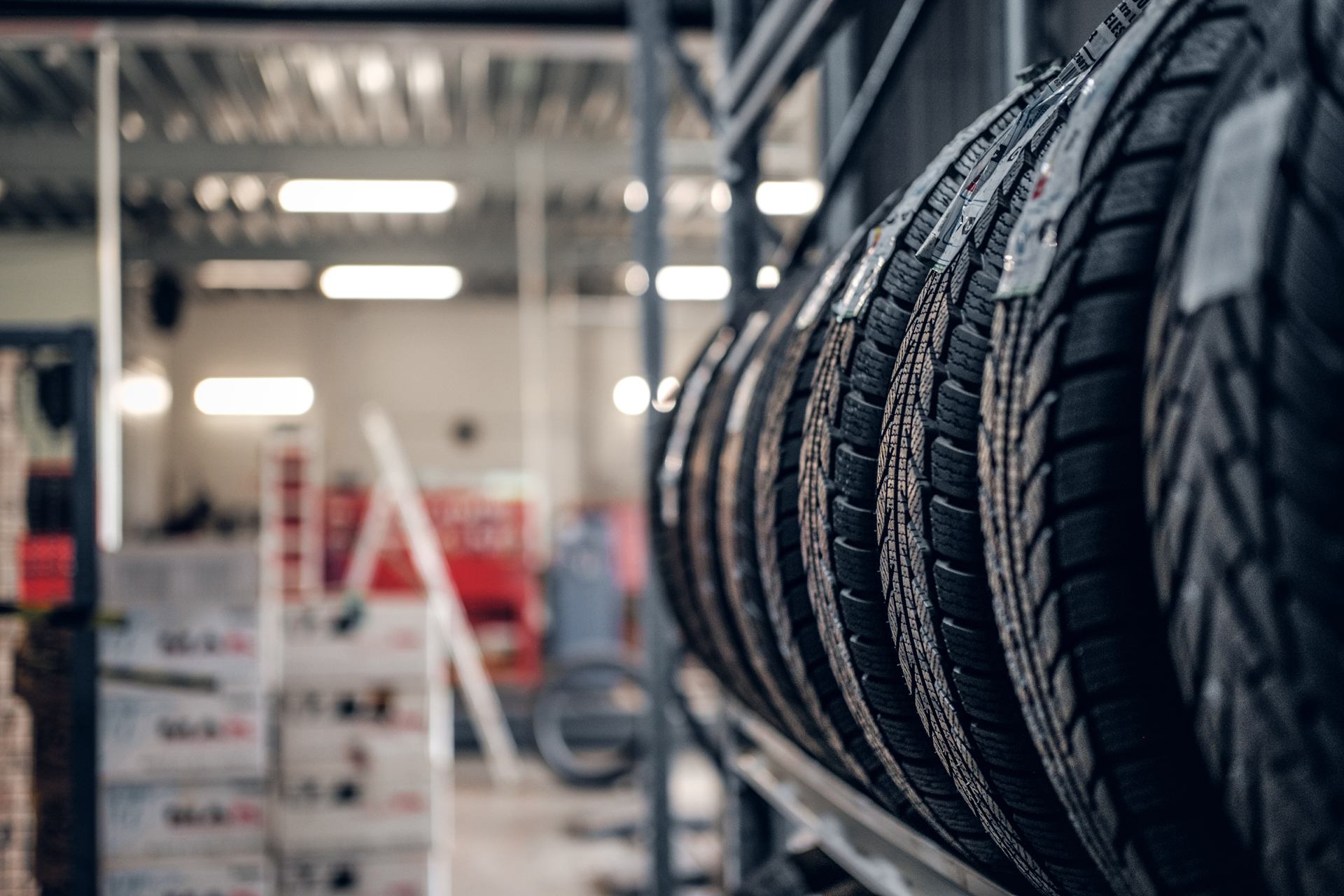 Top 7 Famous Branded Tyres Available At Every Tyre Dealer in Abu Dhabi